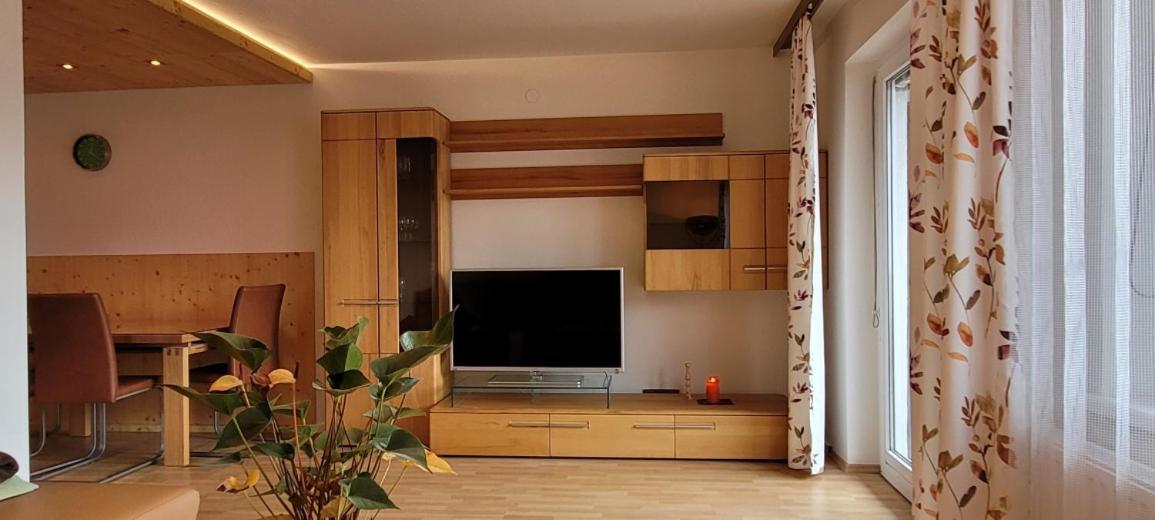 Alpen Appart Bludenz City Екстер'єр фото